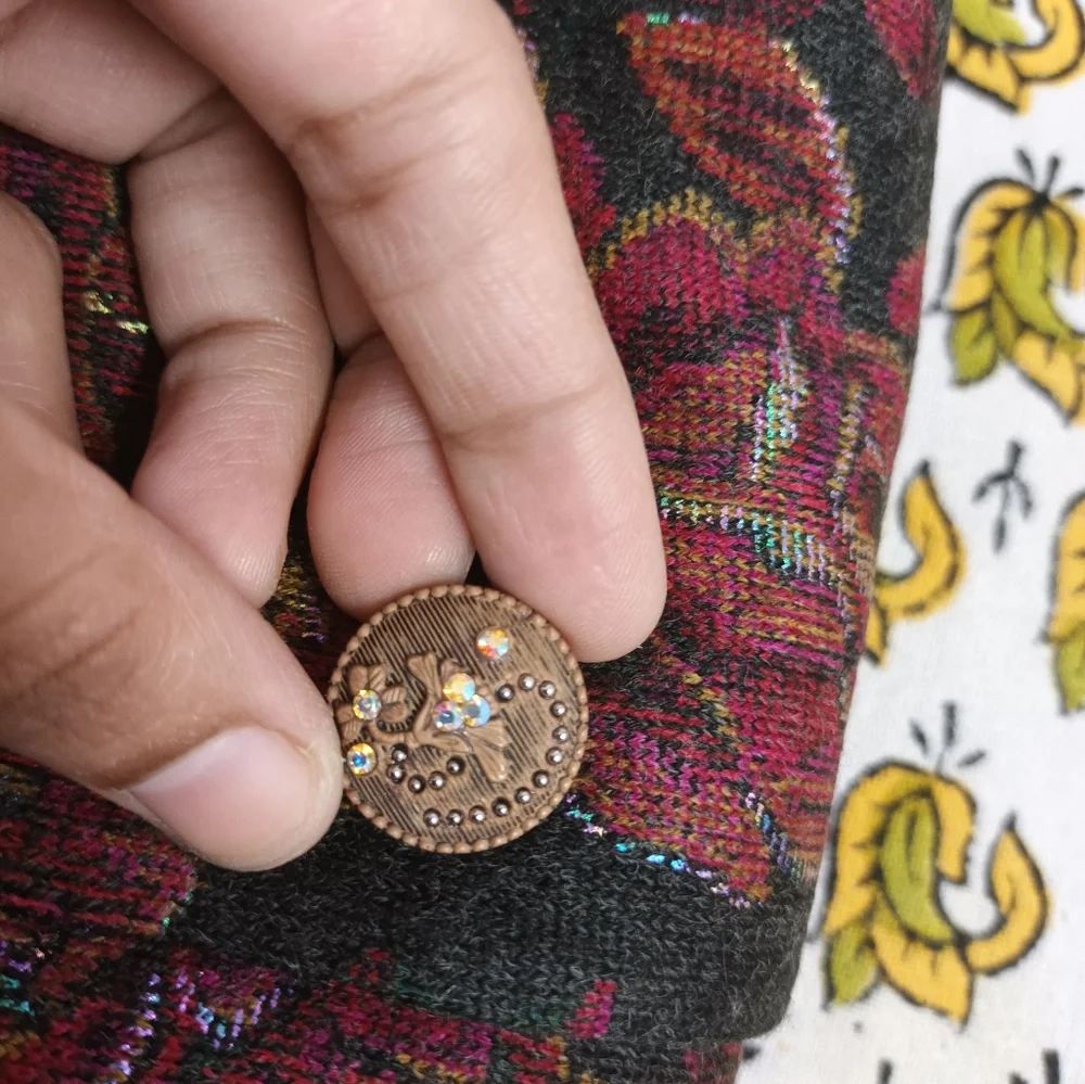 Branded partywear high quality blazer..... - Picture 10 of 10